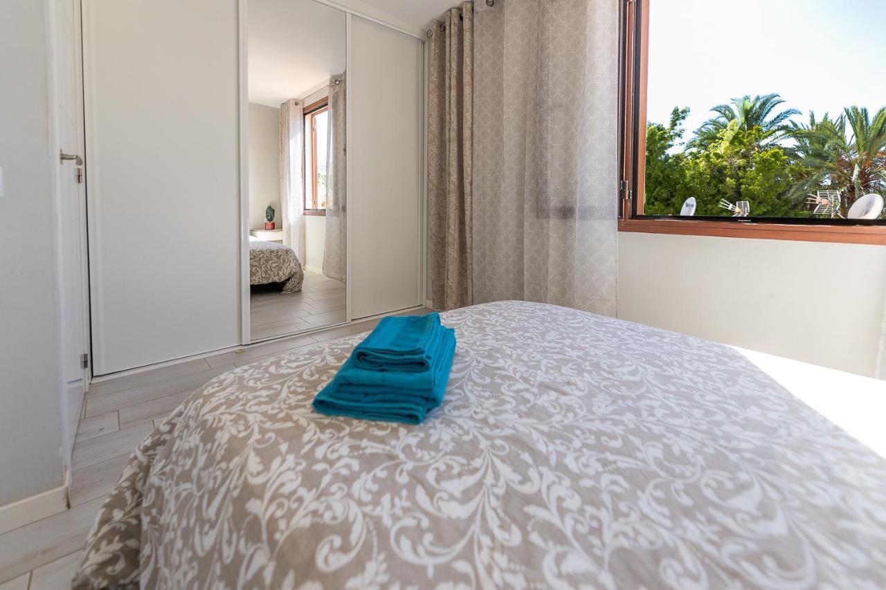 Beautiful Duplex In 3 Minutes Walking To The Beach In Playa De Las Americas Экстерьер фото