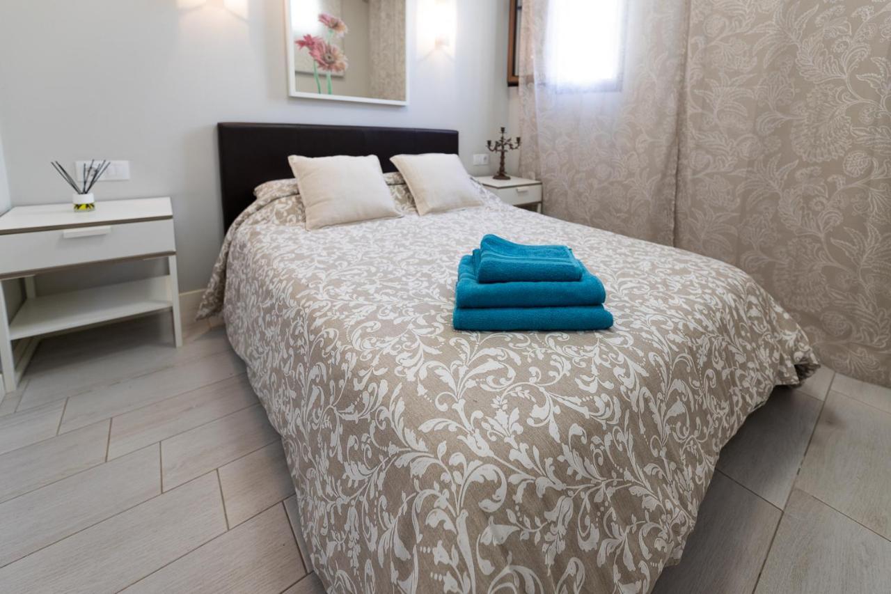 Beautiful Duplex In 3 Minutes Walking To The Beach In Playa De Las Americas Экстерьер фото